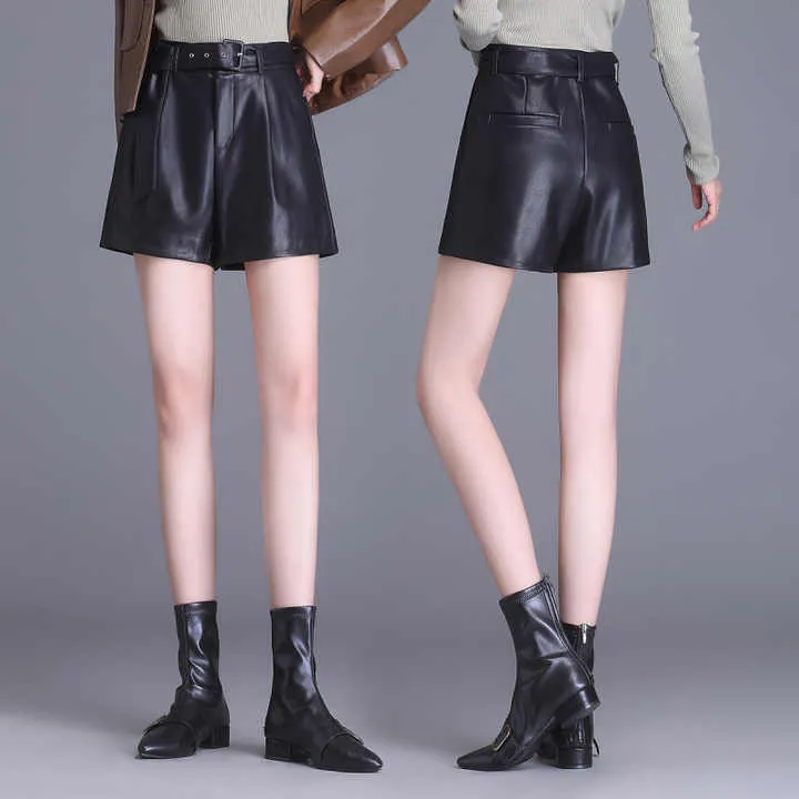 شورت نسائي من الجلد الطبيعي ,Women's genuine leather shorts