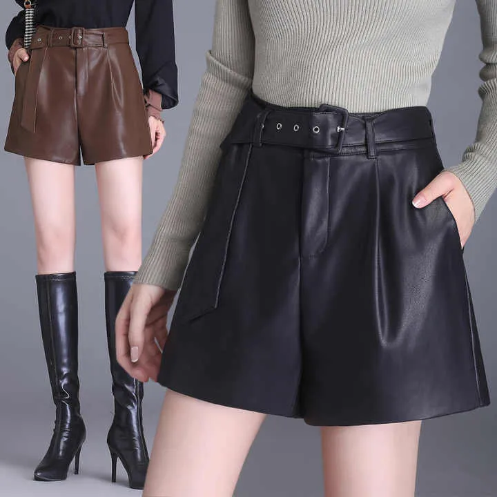 شورت نسائي من الجلد الطبيعي ,Women's genuine leather shorts