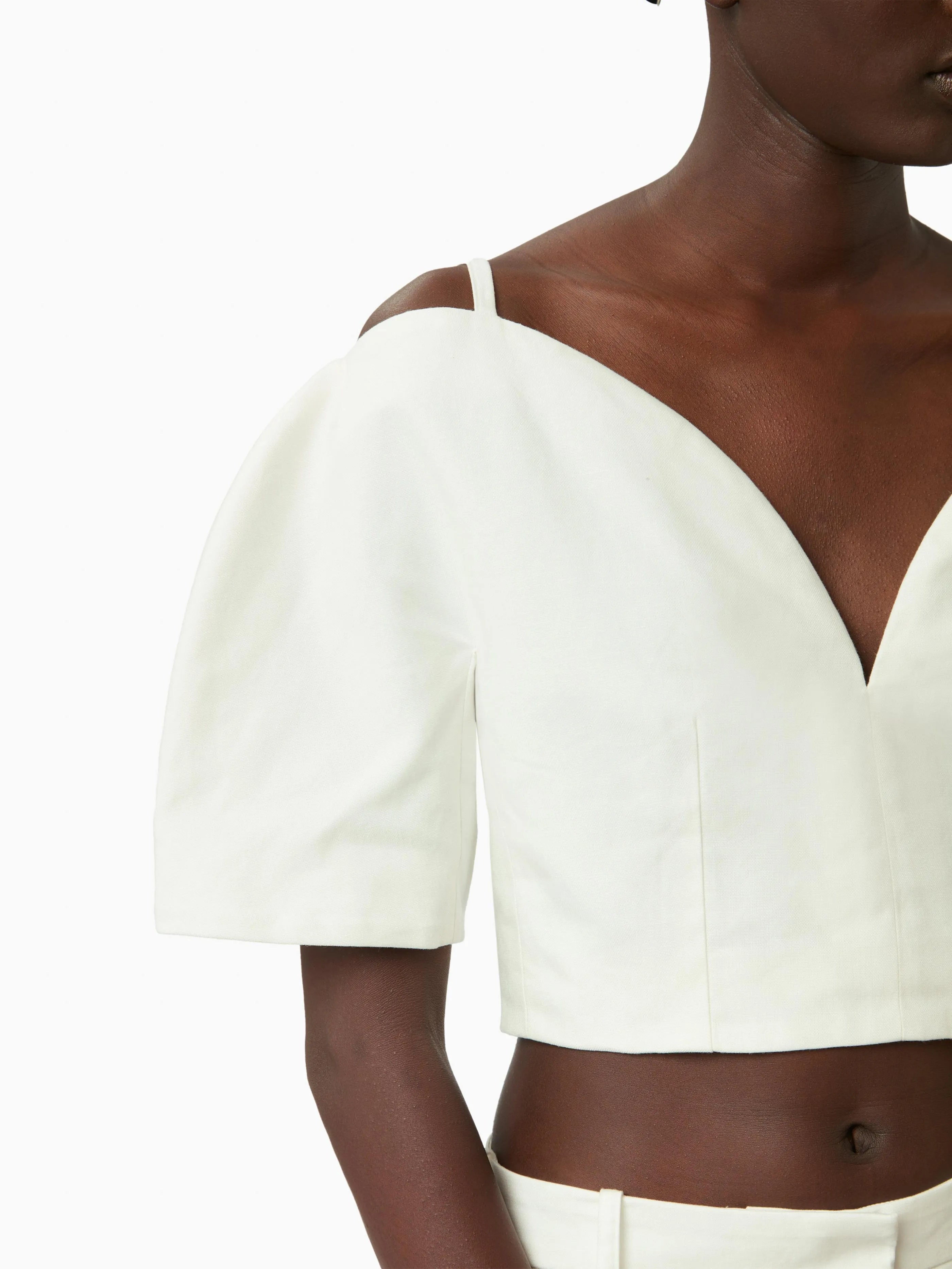 HEART NECKLINE TOP