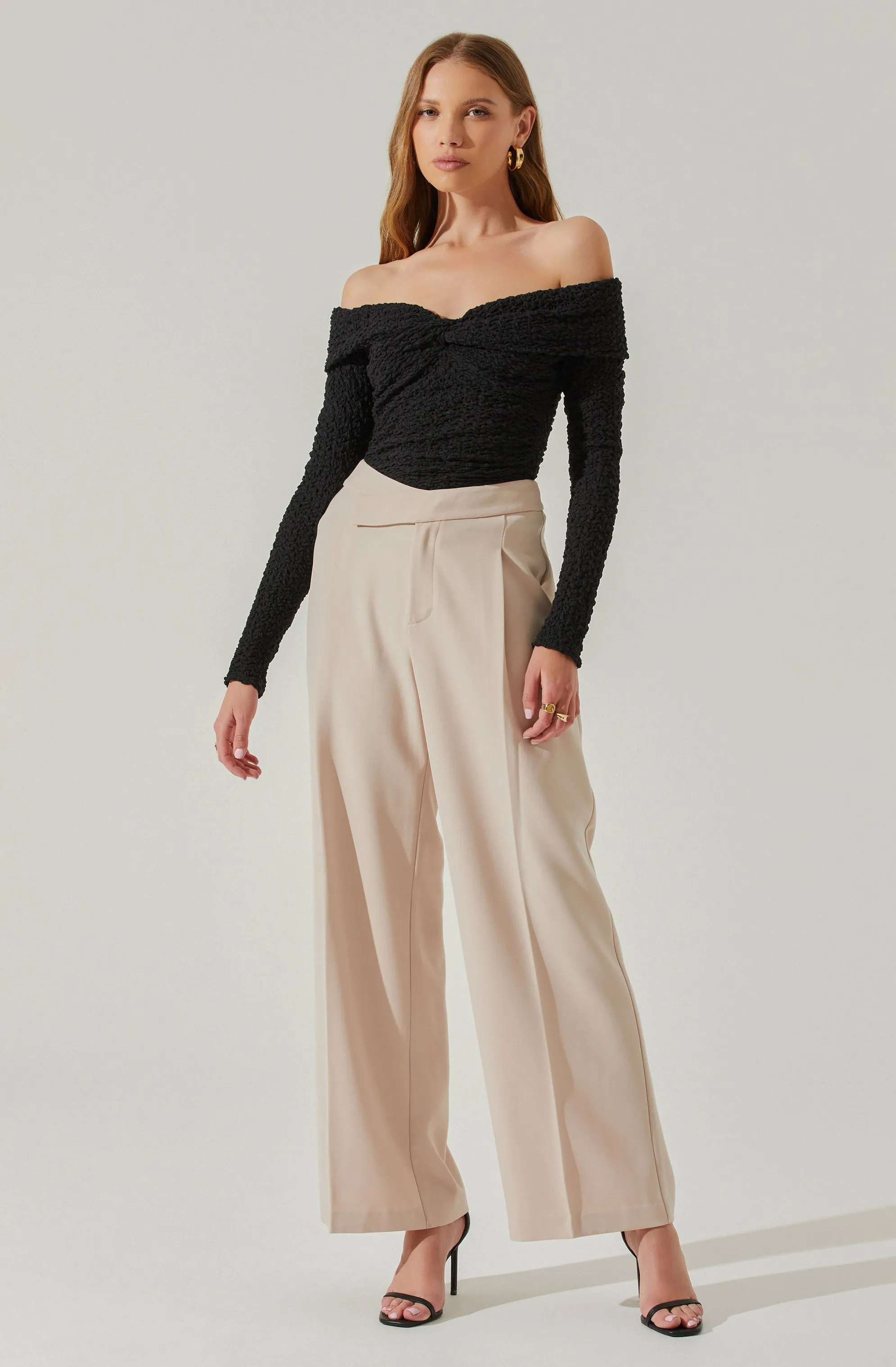 Kendy Off Shoulder Long Sleeve Top