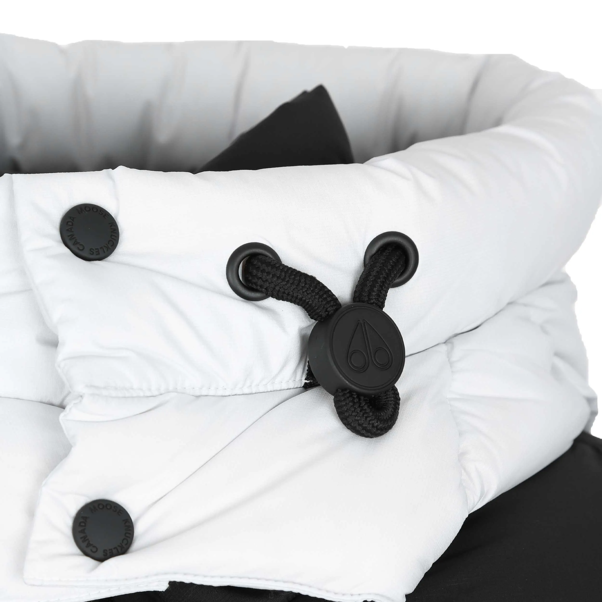 Moose Knuckles Bushwick Vest Gilet in Black & White
