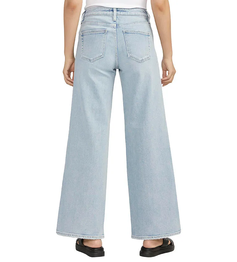 Silver Jeans Suki Curvy Fit Mid Rise Wide Leg Jean In Light Indigo
