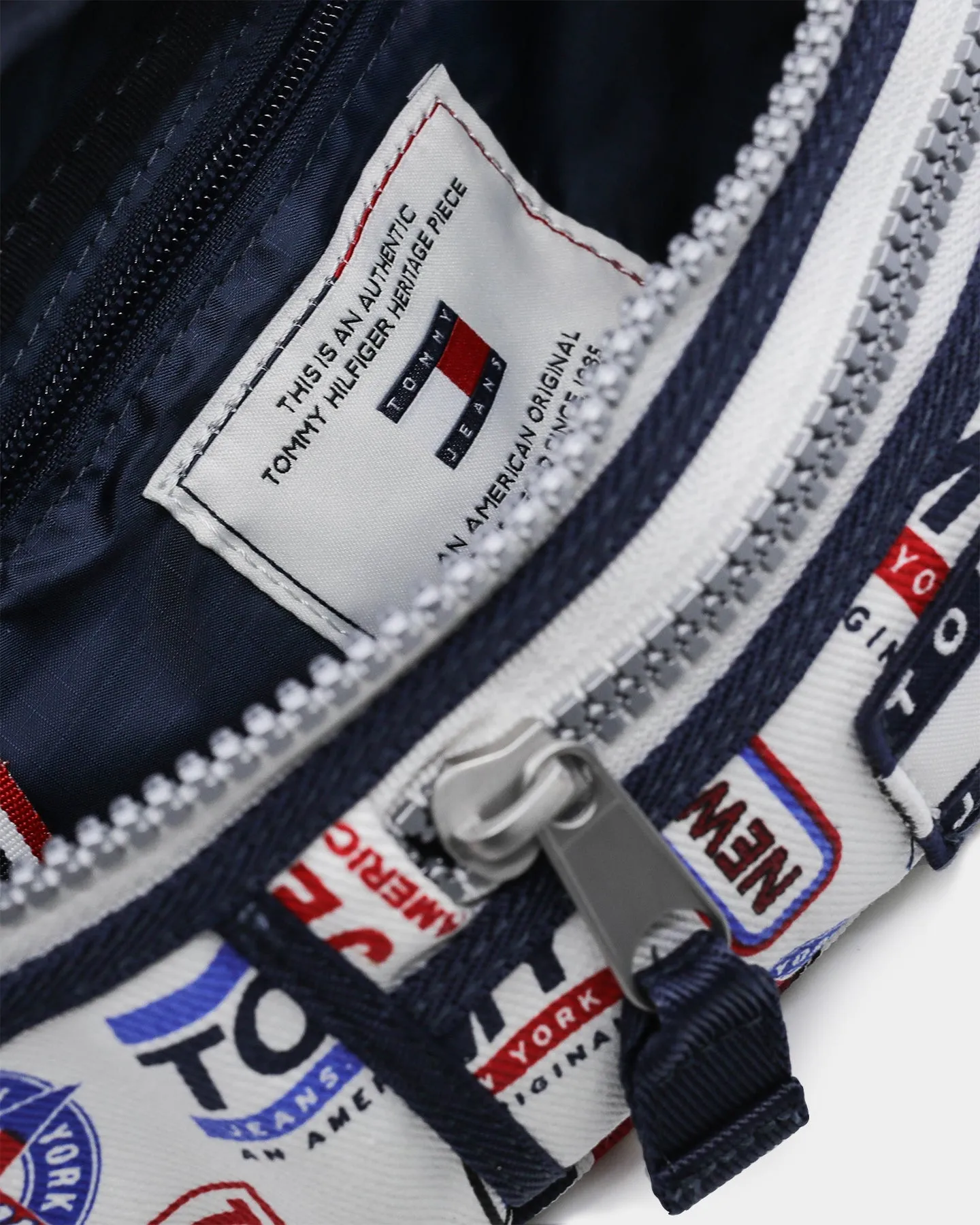 Tommy Jeans Heritage Bumbag Logo Print/White