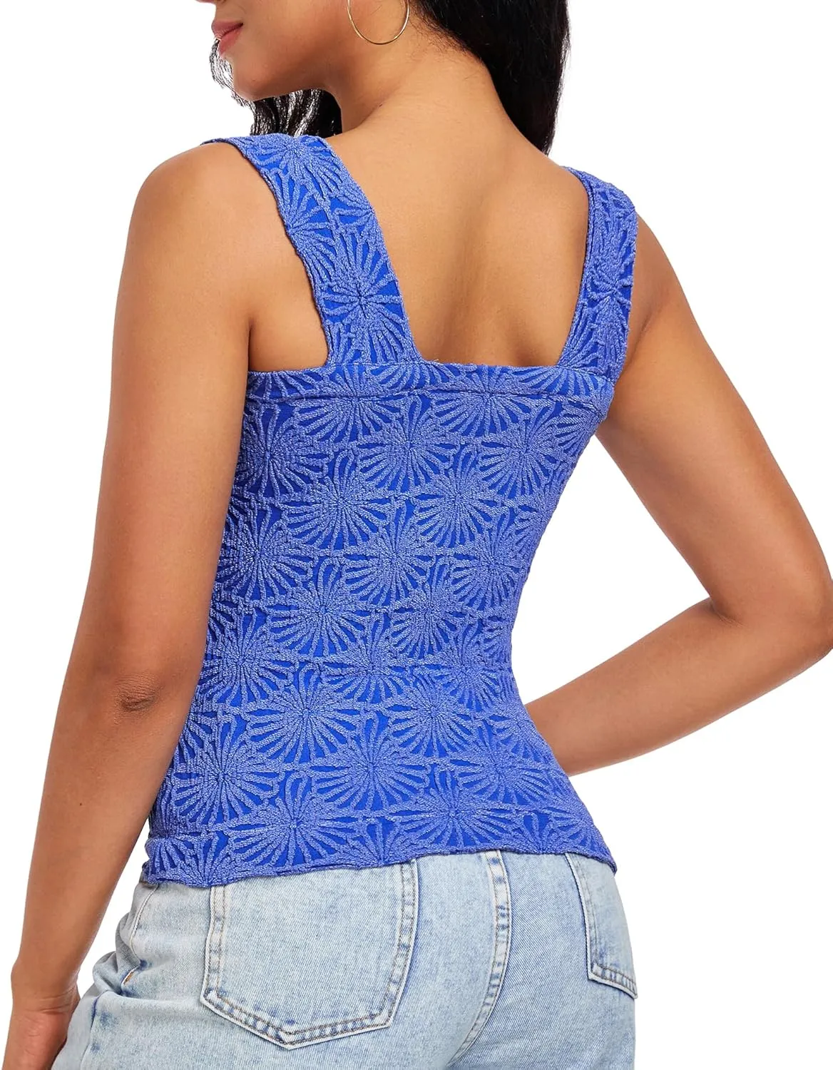 Women's Square Neck Wide Strap Crop Tank Tops Flower Going Out Tops Slim Fit Lettuce Trim Crop Cami Tops